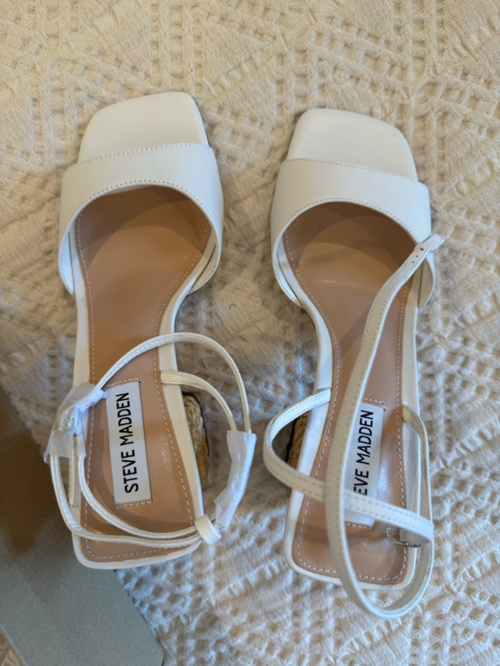 Steve Madden White Slingback Block Heel Sandals - Picture 2 of 6